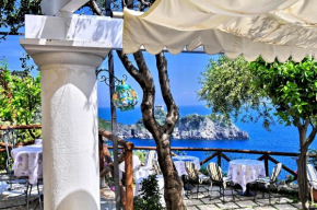 Отель Albergo La Conca Azzurra  Конка Дей Марини